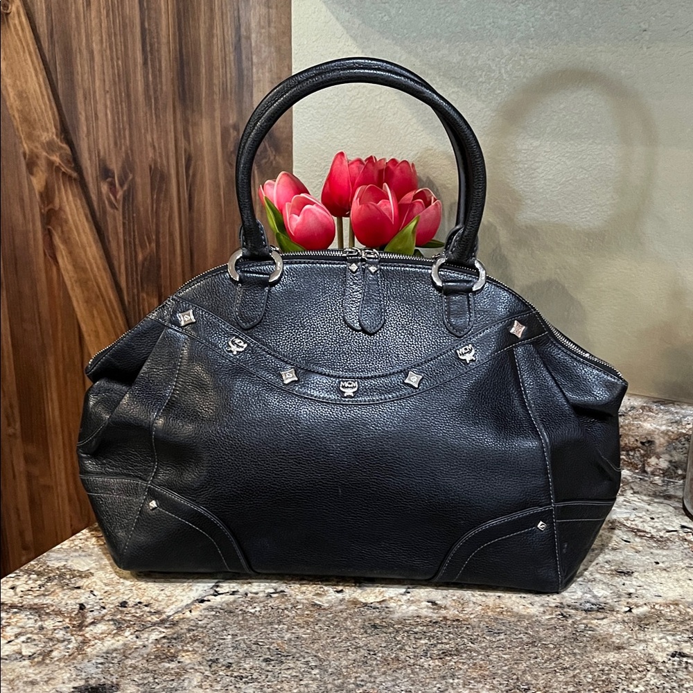 MCM EUC Leather handbag